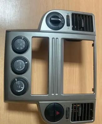 Nissan X-Trail T30 Dash center air vent grill 68260EQ100 27500EQ410