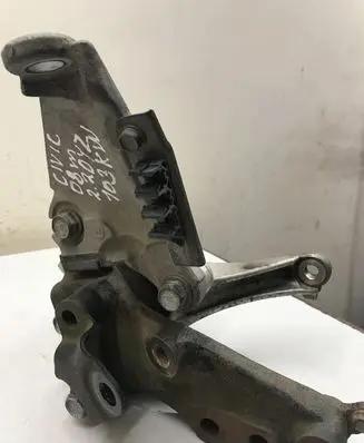Honda Civic Engine mount bracket 100SMJA0600