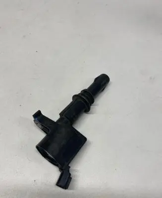 Ford Mustang IV High voltage ignition coil 3L3E12A366CA 6B0302
