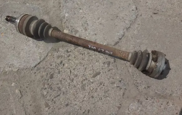BMW 3 E46 Rear driveshaft