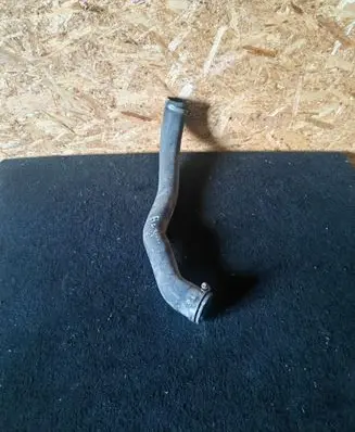 Intercooler hose/pipe