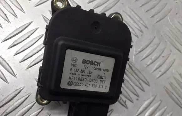 Audi A6 S6 C5 4B A/C air flow flap actuator/motor 4B1820511B