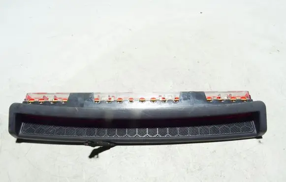 Audi A4 S4 B6 8E 8H Third/center stoplight 28427001