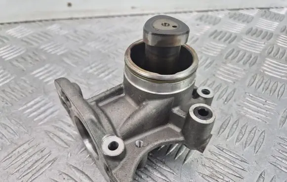 BMW 1 F20 F21 Fuel injection high pressure pump 7628021 23191310