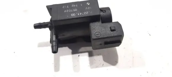 BMW 5 E60 E61 Turbo solenoid valve 1742712 05T024 72234100