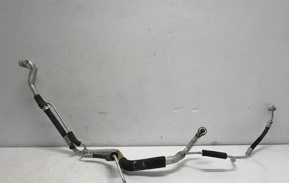 Opel Zafira C Air conditioning (A/C) pipe/hose 13315453