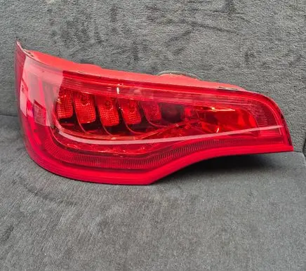 Audi Q7 4L Rear/tail lights 4L0945093F