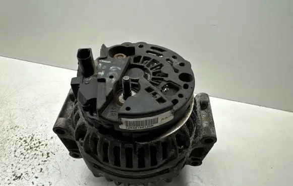 Audi A6 S6 C5 4B Generator/alternator