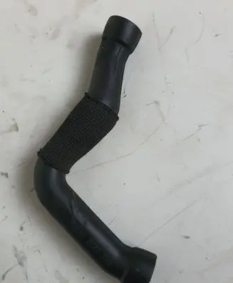 Mercedes-Benz CLS C219 Breather hose/pipe 1120180782