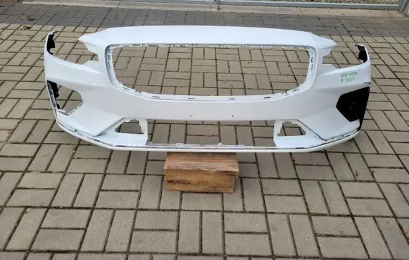 Volvo S60 Front bumper 31690530