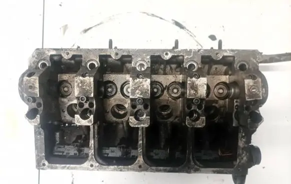 Engine head