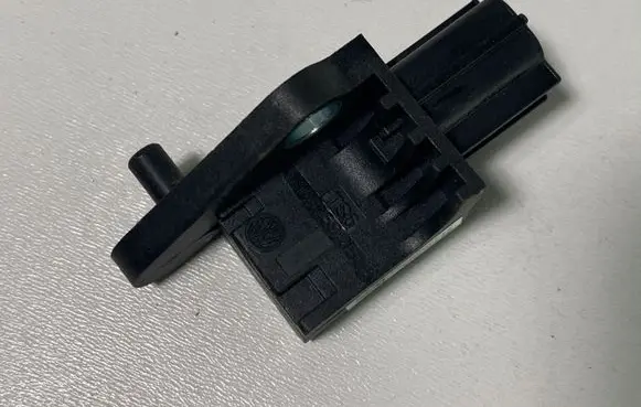Volkswagen PASSAT B6 Airbag deployment crash/impact sensor 5N0959351B