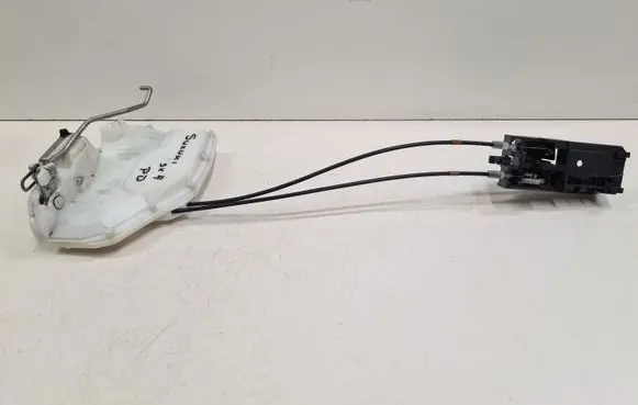 Suzuki SX4 Front door lock
