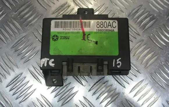 Chrysler PT Cruiser Central body control module P04671880AC