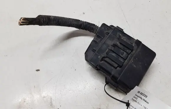 Toyota Auris 150 Fuse module