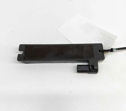 Tesla Model X Keyless system antenna 104313000B
