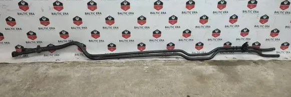 Coolant pipe/hose
