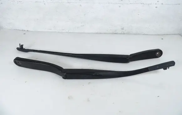 BMW 5 F10 F11 Front wiper blade arm 720315604
