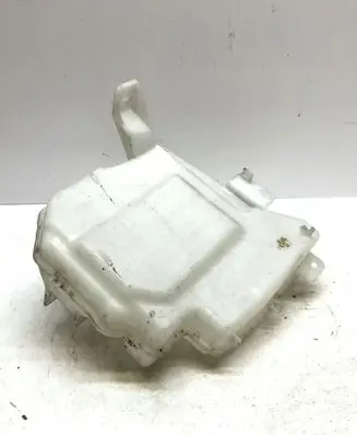 Mitsubishi ASX Windshield washer fluid reservoir/tank 8260A276