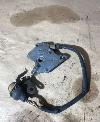 Volkswagen PASSAT B5.5 Gear selector 0501209896 04202038