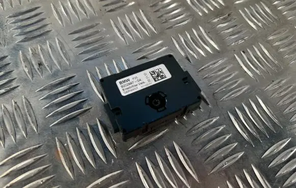 BMW X3 F25 Aerial antenna filter 9202997