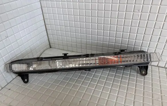 Audi Q7 4L Front indicator light 4L0953642