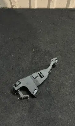 BMW 5 F10 F11 Other engine bay part 7640246