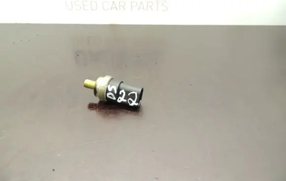 Audi A4 S4 B7 8E 8H Coolant temperature sensor DS22