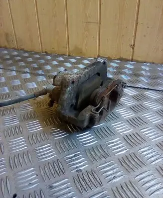 Volvo S80 Front brake caliper