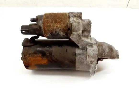 KIA Carens III Starter motor 361002B302