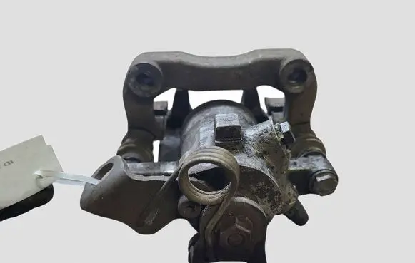 Peugeot 208 I Rear brake caliper