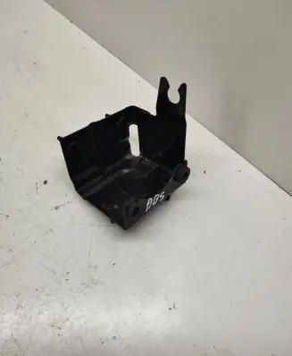 Nissan Qashqai ABS pump bracket 