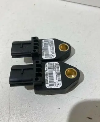 Dodge Caliber Airbag deployment crash/impact sensor P04896065AA