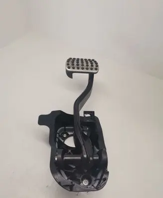 Mercedes-Benz E W213 Brake pedal A2222940001
