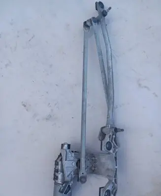 Ford C-MAX I Wiper motor 3M5117508AA 0390241724