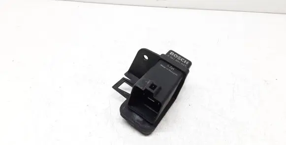 Volvo S80 Glow plug pre-heat relay 0281003037
