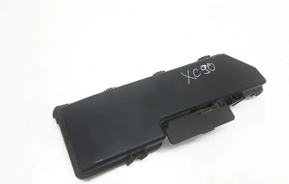 Volvo XC90 Fuse box cover 9494211