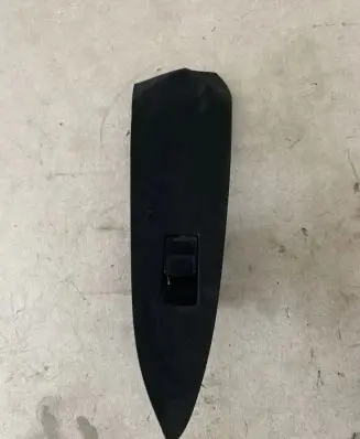 Toyota Hilux (AN10, AN20, AN30) Front door window switch trim 7427142010