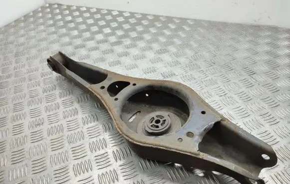 Volkswagen Golf VI Rear upper control arm/wishbone