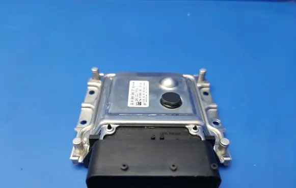 Mercedes-Benz C W205 Reducing agents exhaust control unit A0009012003 A0009006706 0281031381