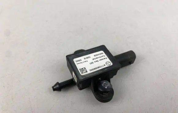 Mercedes-Benz SLK R172 Airbag deployment crash/impact sensor A1729058300