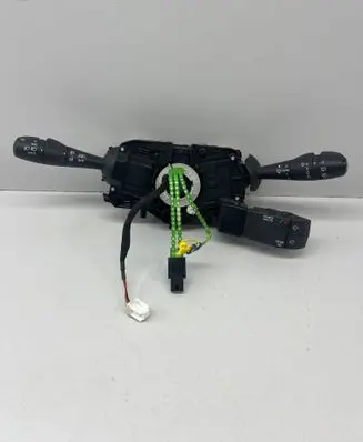 Renault Captur Wiper control stalk E106703251 255676085R 2810670325