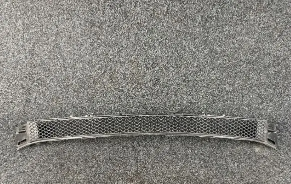 Mercedes-Benz E W213 Front bumper lower grill A2138852703