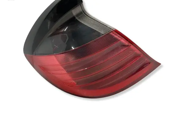 Mercedes-Benz C W203 Rear/tail lights A2038200564