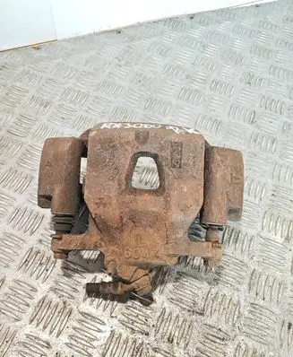 Lexus RX 300 Front brake caliper 6047