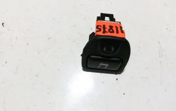 Traction control (ASR) switch
