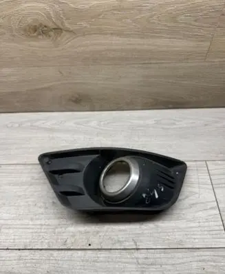 Ford Fiesta Front fog light trim/grill 5S6Y15A246ABW 13850