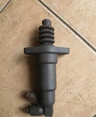 Clutch slave cylinder