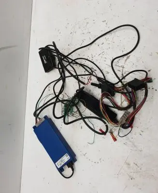 BMW 3 E36 Hands-free kit K1R5 PARROT