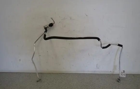 Suzuki Swift II Air conditioning (A/C) pipe/hose 